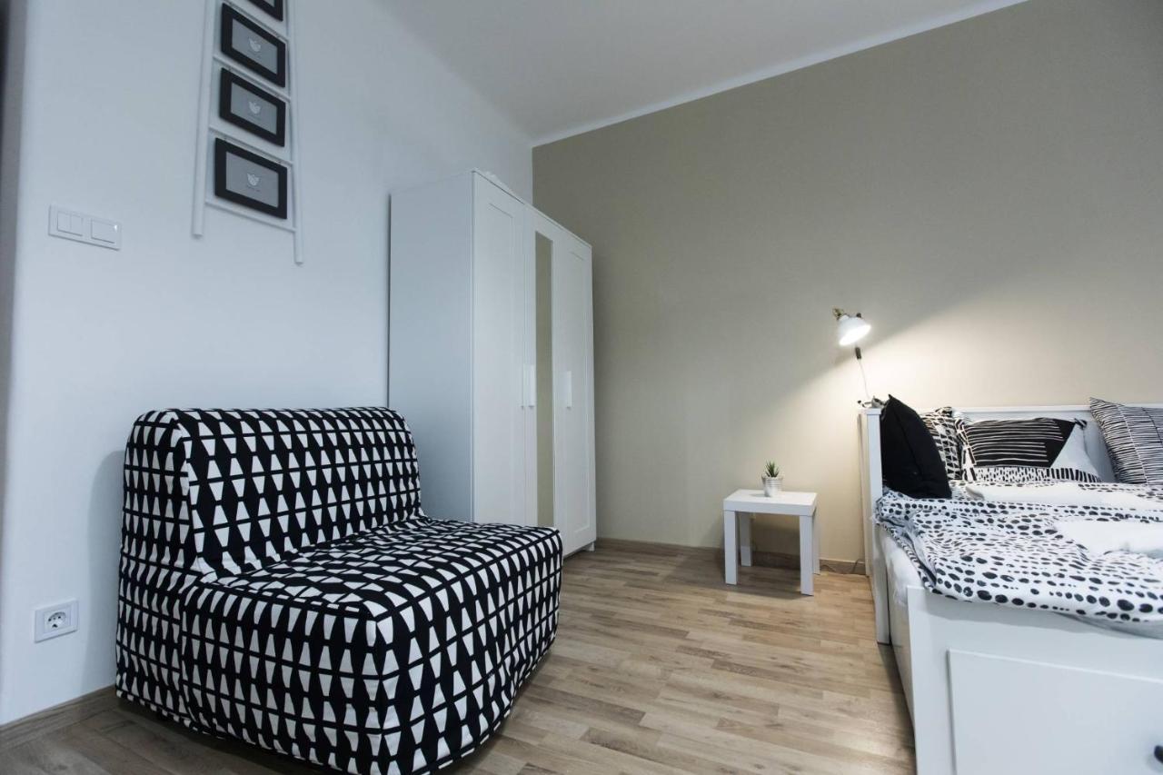 Aqua Stellar Apartment Szeged Exterior photo